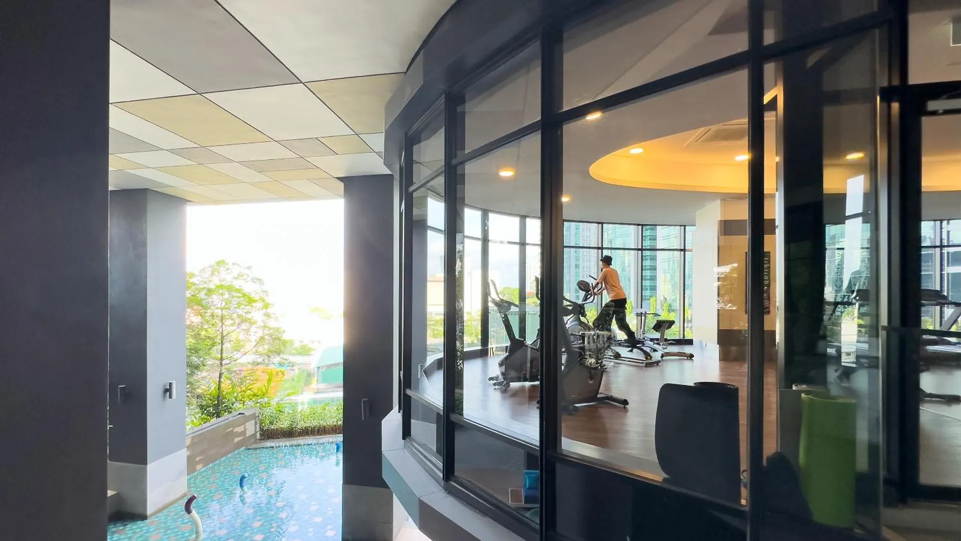 5 Pax - Bangsar South - 7 Mins Drive To Mid Valley Kuala Lumpur